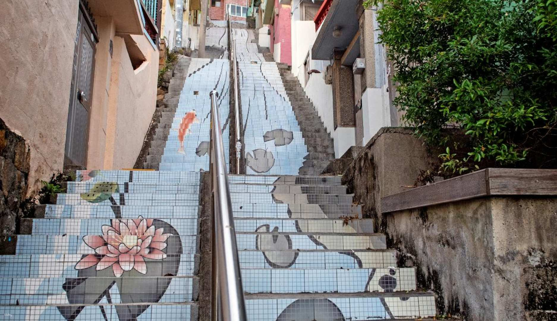 [Departing from Busan] Exploring Busan's Old Roads: An Analog Trip Full of History and Memories | South Korea - Photo 1 of 4